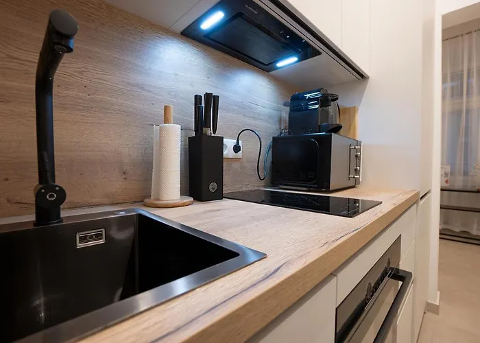 Appartement Stylish 1-bedroom With A Terrace *