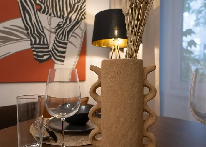 Appartement Stylish 1-bedroom With A Terrace Vienne